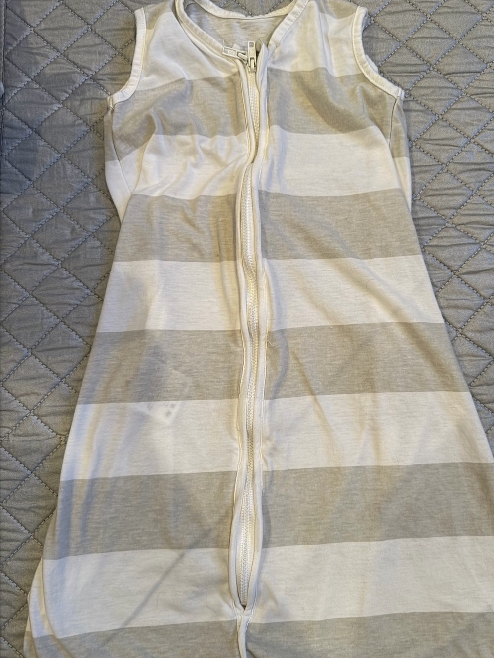 Neutral Baby Zip Sleep Sacks - Gray stripe, gray and Light Blue Licten - Picture 3 of 7